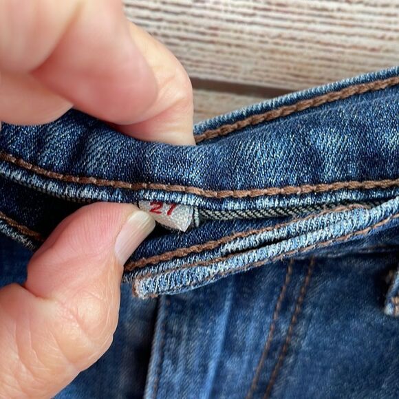 LEVI’S JEAN SHORTS IN‎ BLUE DENIM - Picture 3 of 6